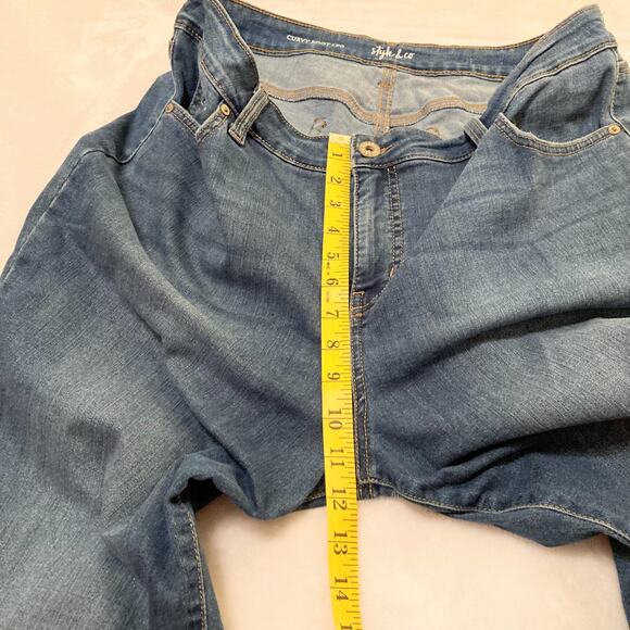 Style & Co Curvy Boot Leg Medium Wash Jeans Size 14L EUC - Picture 5 of 8